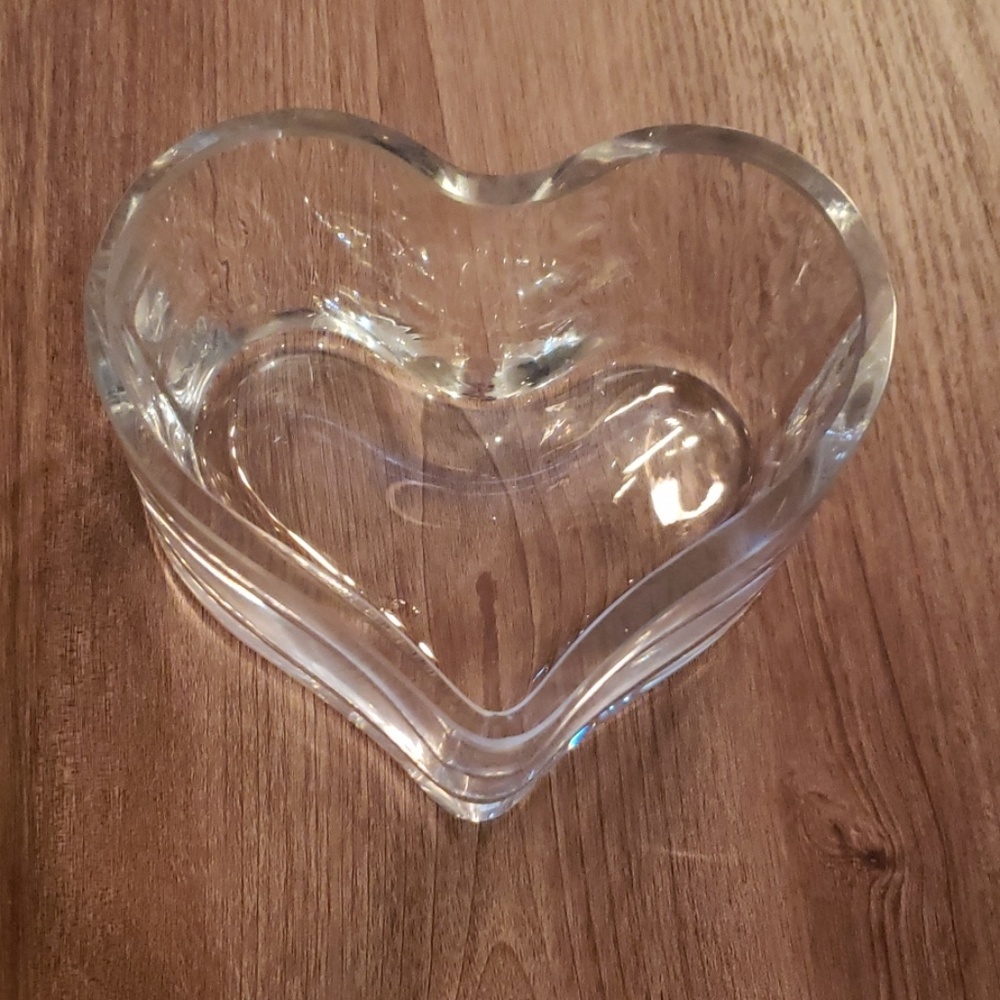 Candy dish